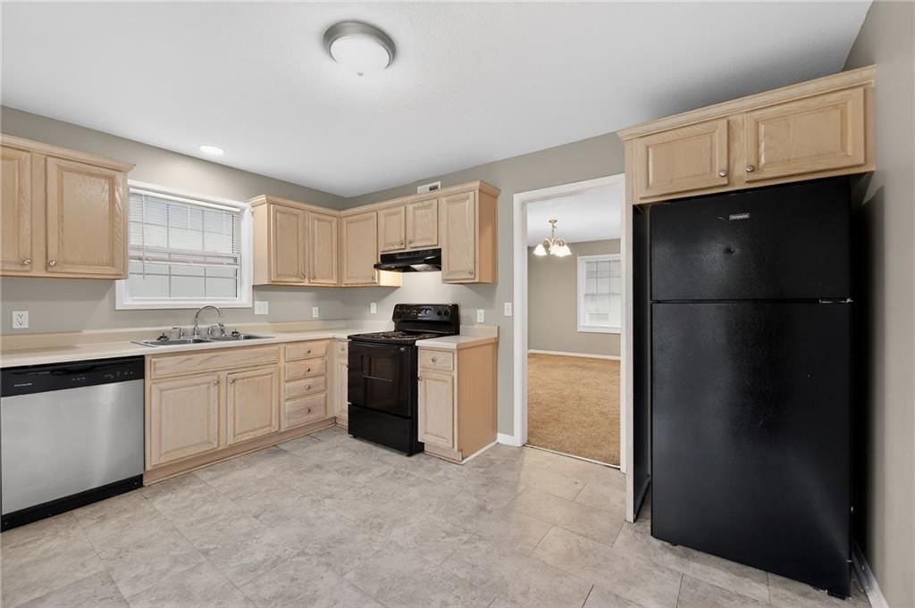 527 Oakland Avenue — photo 8