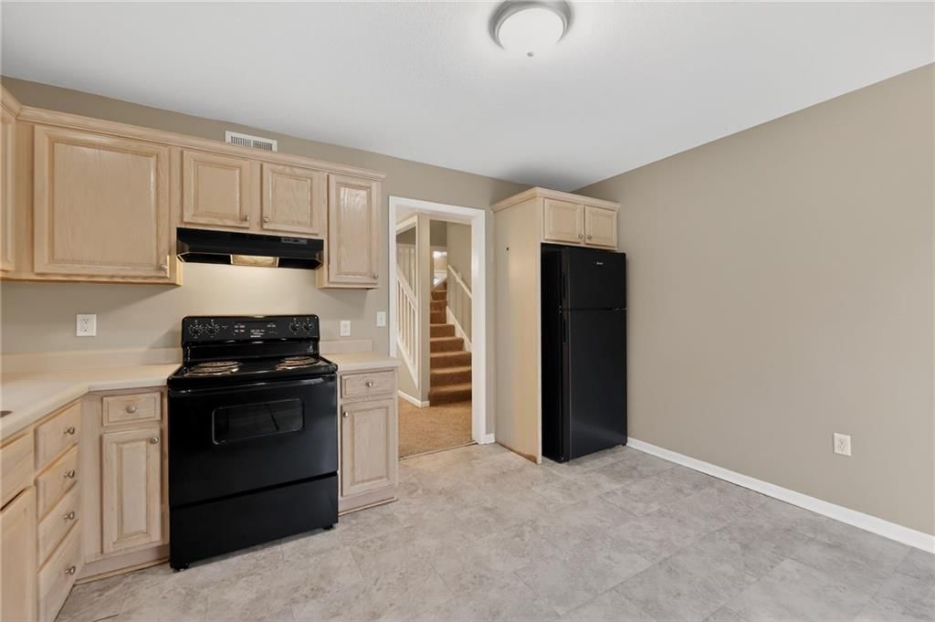 527 Oakland Avenue — photo 9