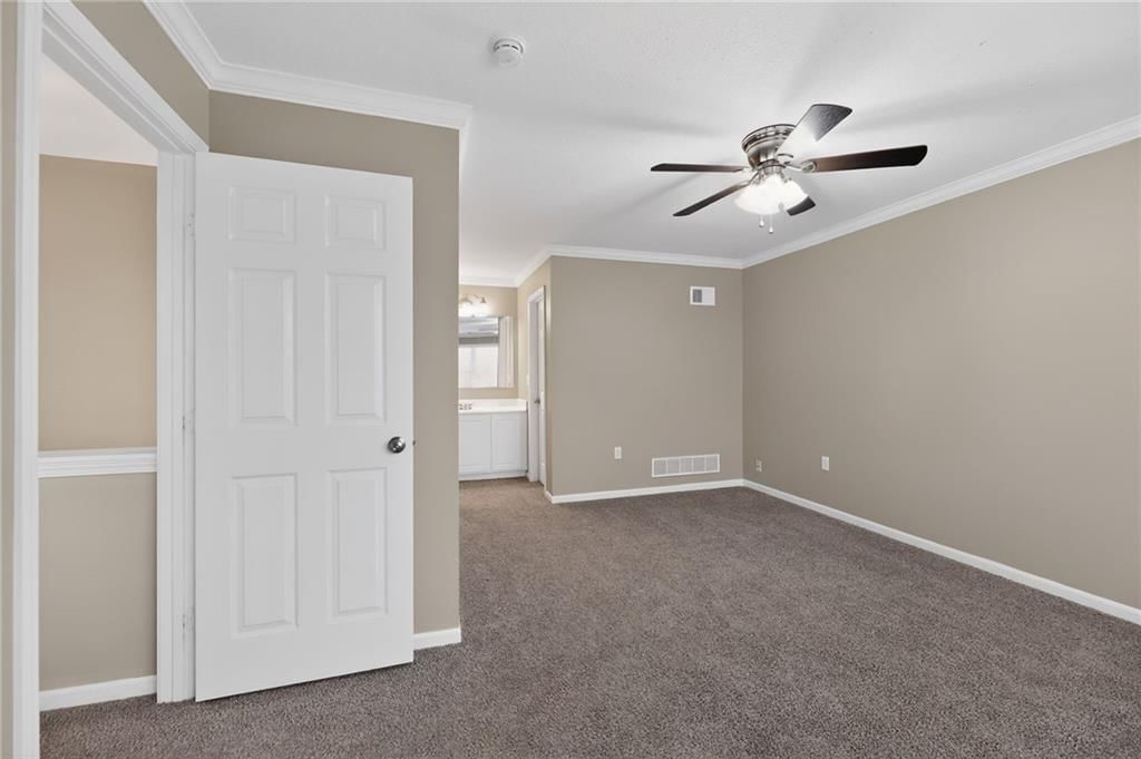 527 Oakland Avenue — photo 16