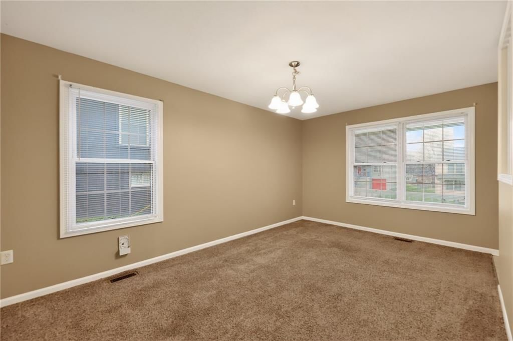 527 Oakland Avenue — photo 18
