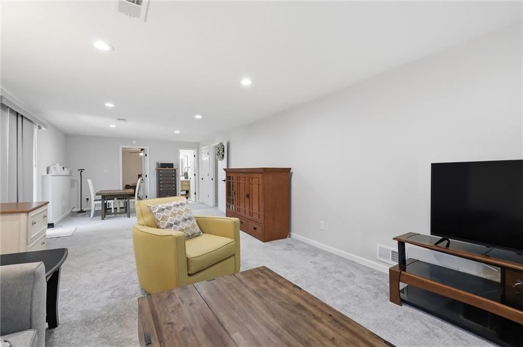 10661 Riggs Drive — photo 5