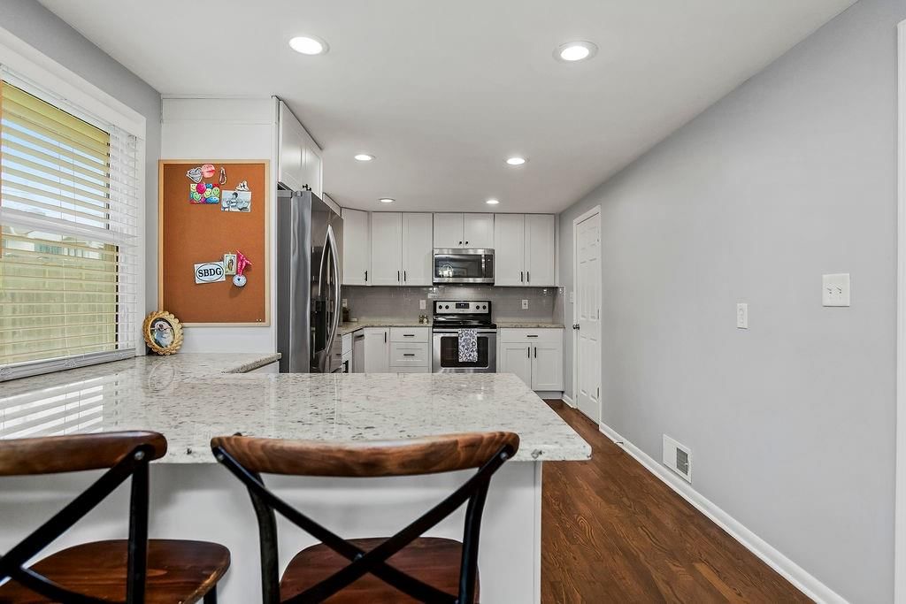 5705 W 78th Street — photo 12