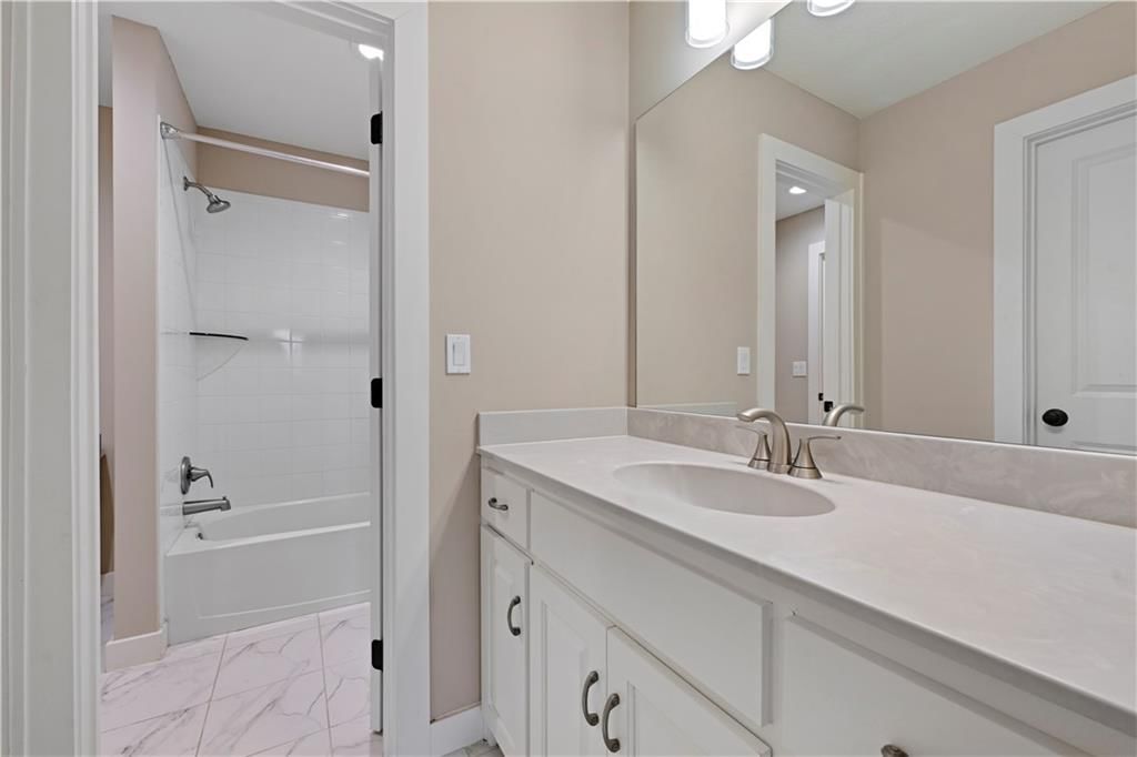9149 Green Road — photo 30