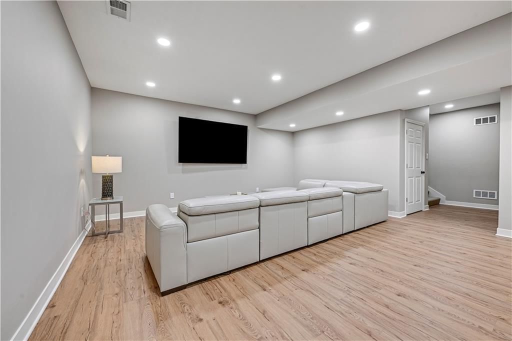 9149 Green Road — photo 34