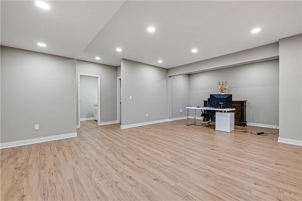 9149 Green Road — photo 36