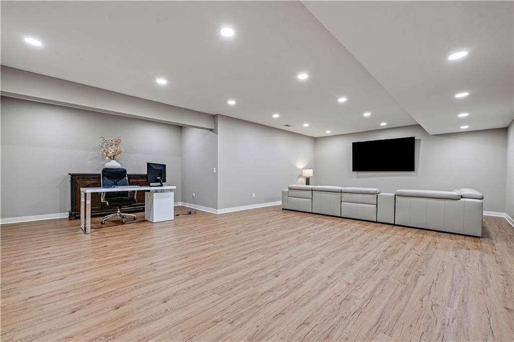 9149 Green Road — photo 37