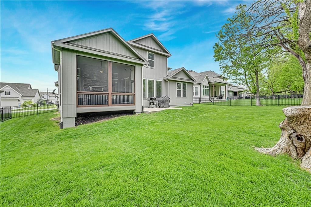 9149 Green Road — photo 43
