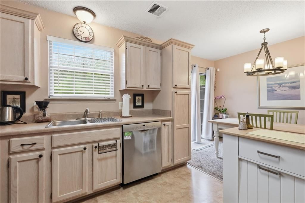 5554 NW SUNRISE MEADOW Lane — photo 9