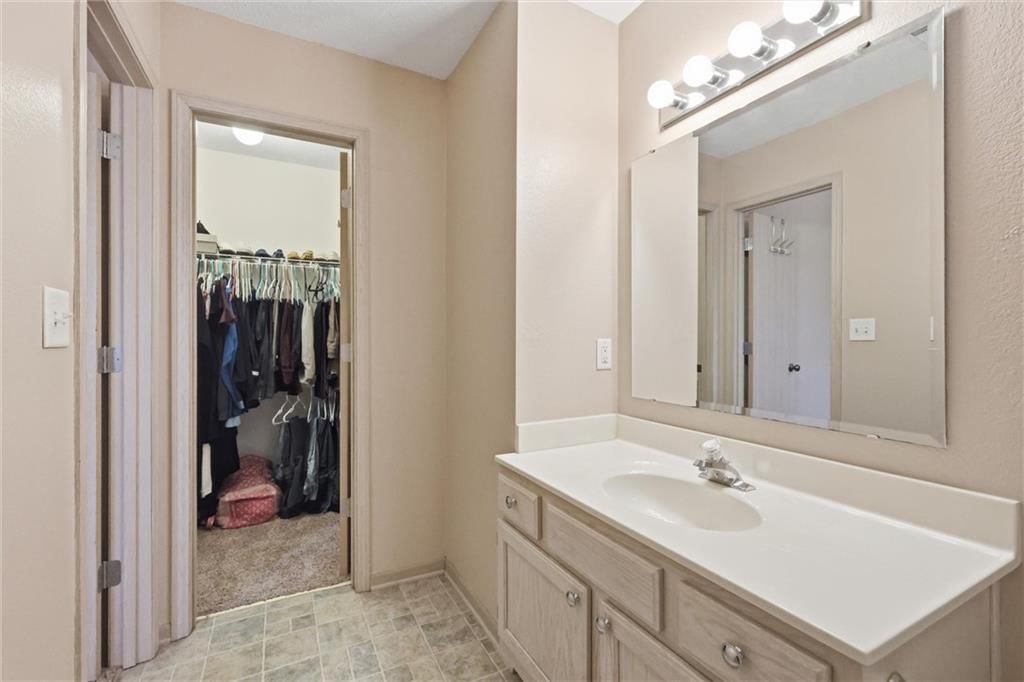 5554 NW SUNRISE MEADOW Lane — photo 15