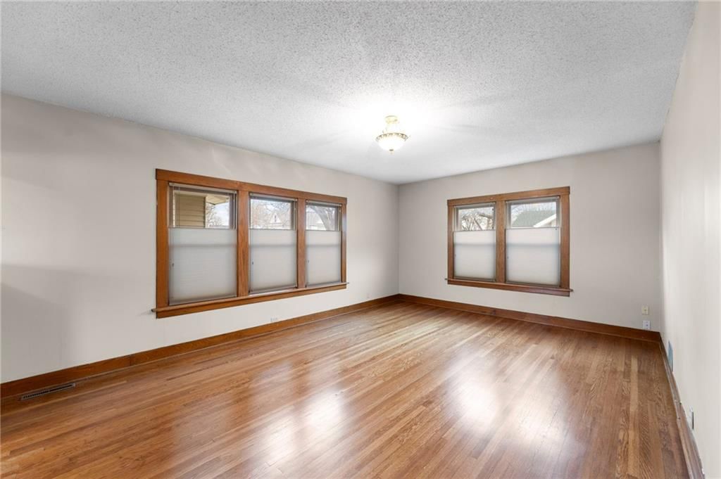 602 Oak Street — photo 9