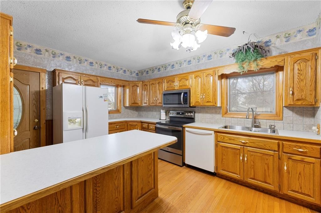 602 Oak Street — photo 15