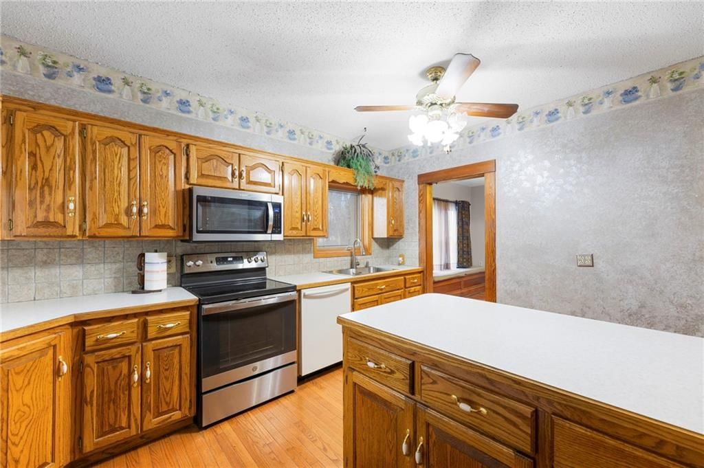 602 Oak Street — photo 16