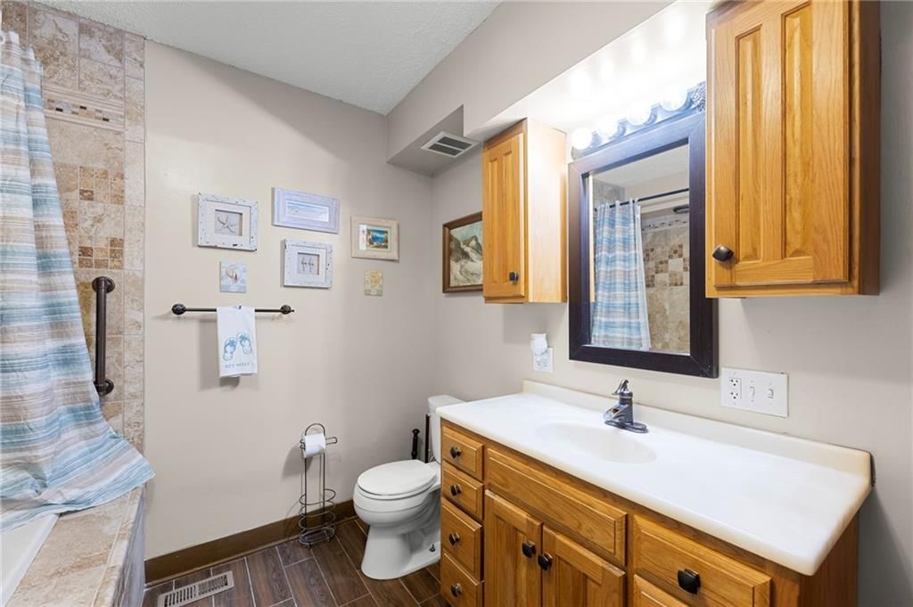 602 Oak Street — photo 23