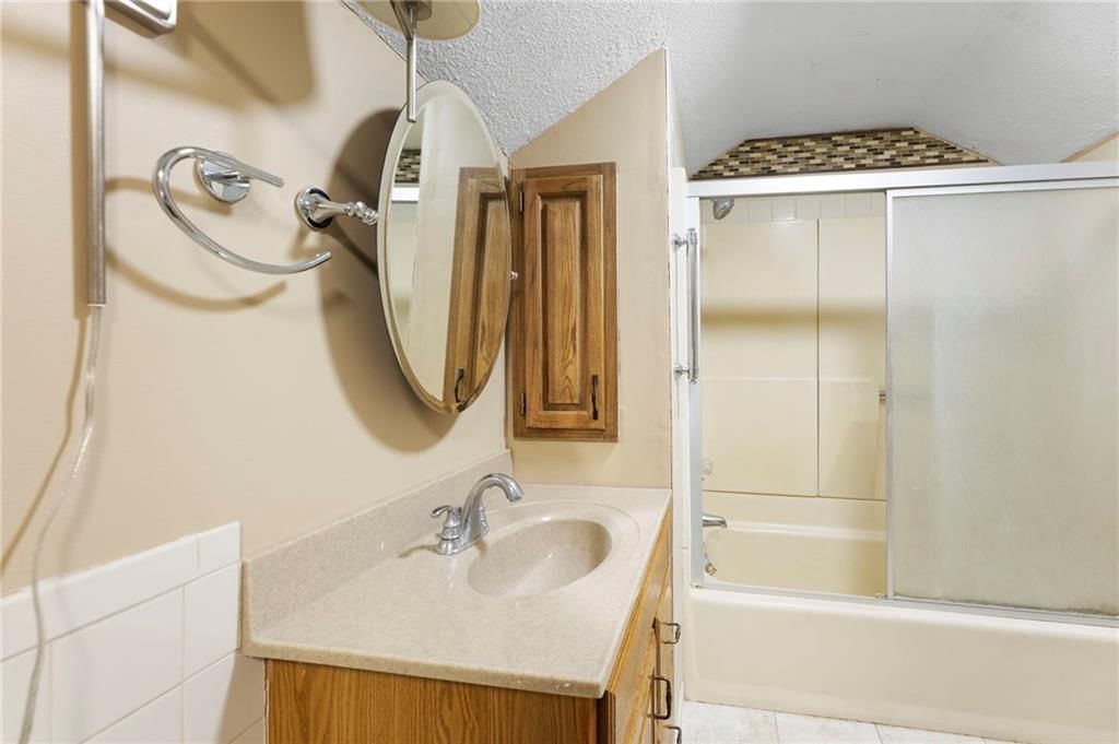 602 Oak Street — photo 32