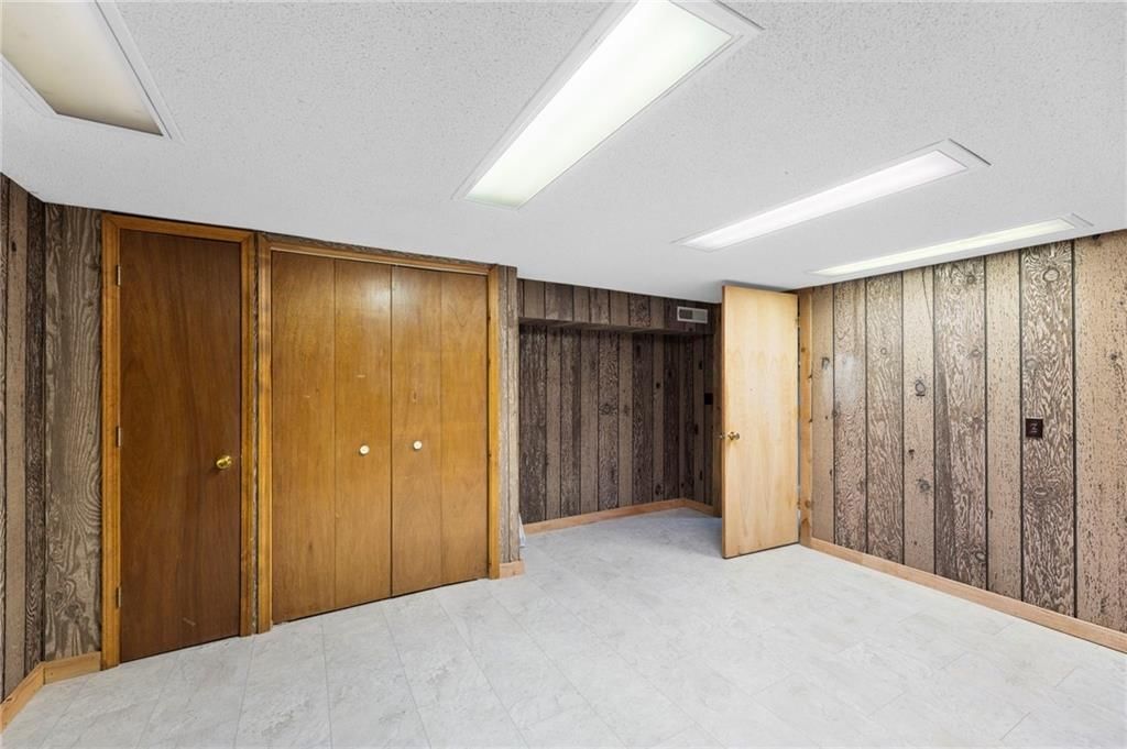 602 Oak Street — photo 37