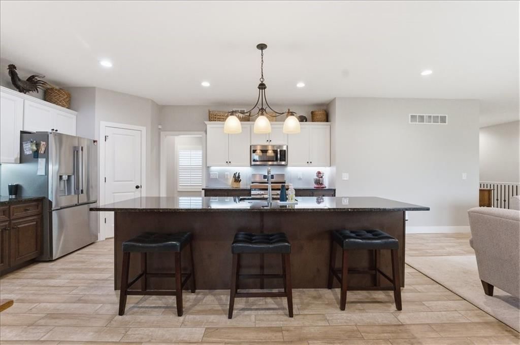 720 Gamma Grass Place — photo 11