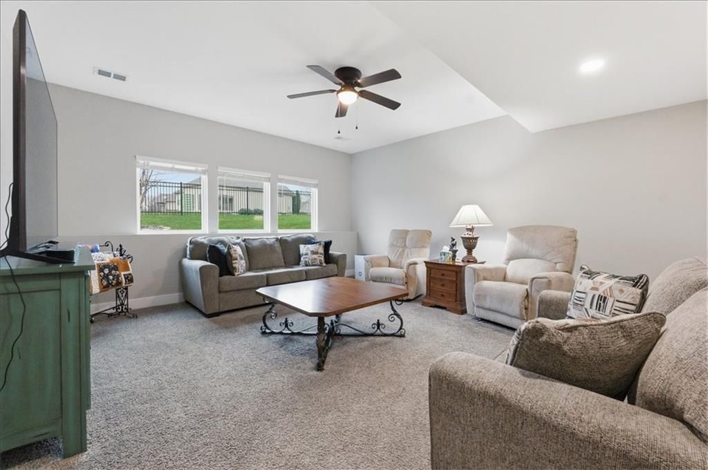 720 Gamma Grass Place — photo 25