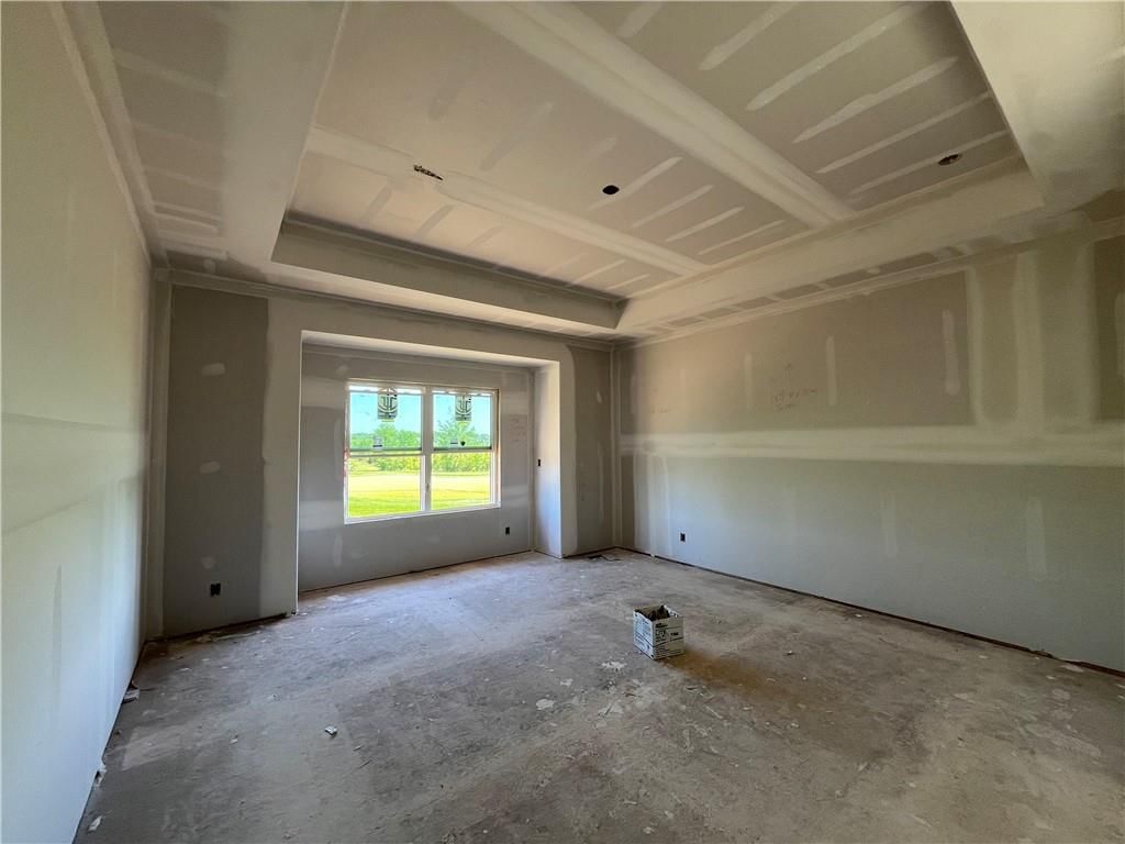 517 Bentwater Drive — photo 11