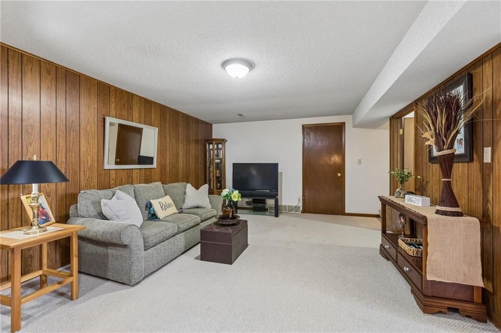 1105 Williams Street — photo 26