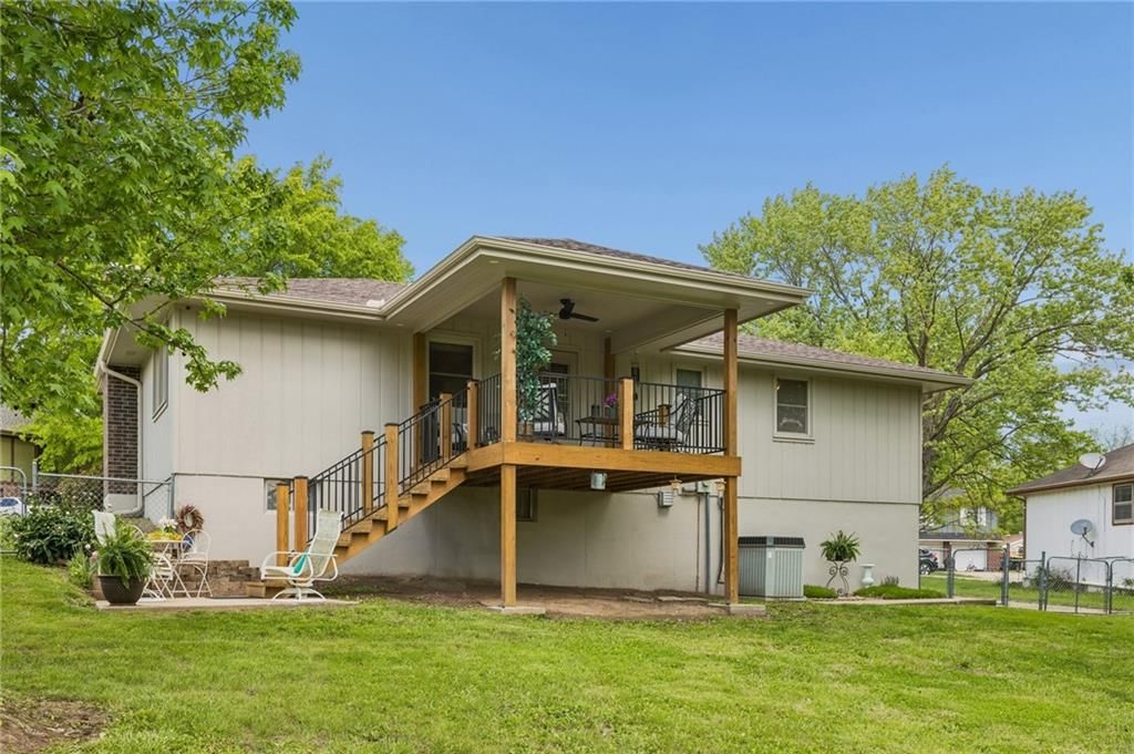 1105 Williams Street — photo 36