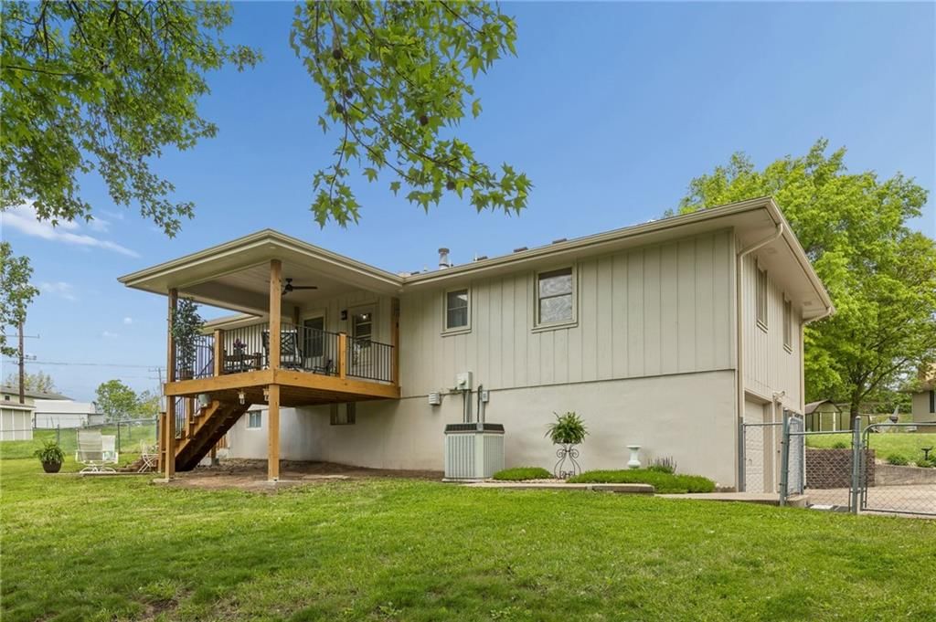 1105 Williams Street — photo 40