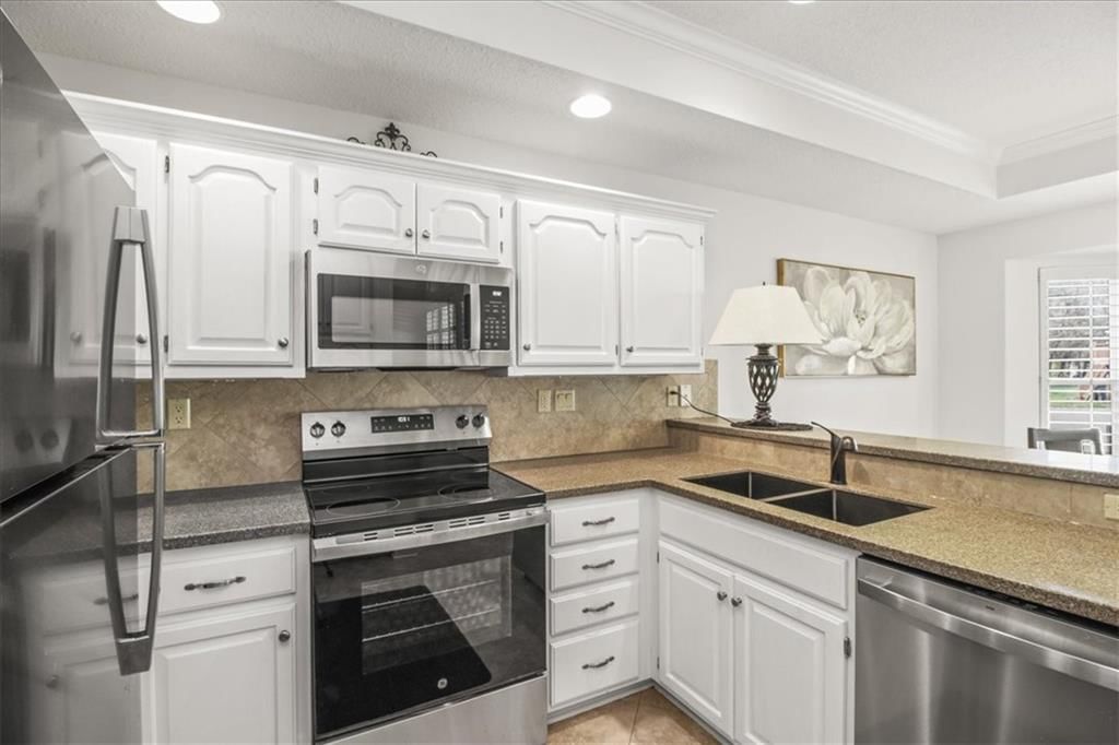 4116 SW Minnesota Drive — photo 11