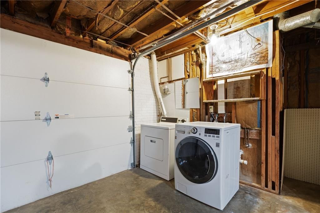 3338 N 59th Terrace — photo 32