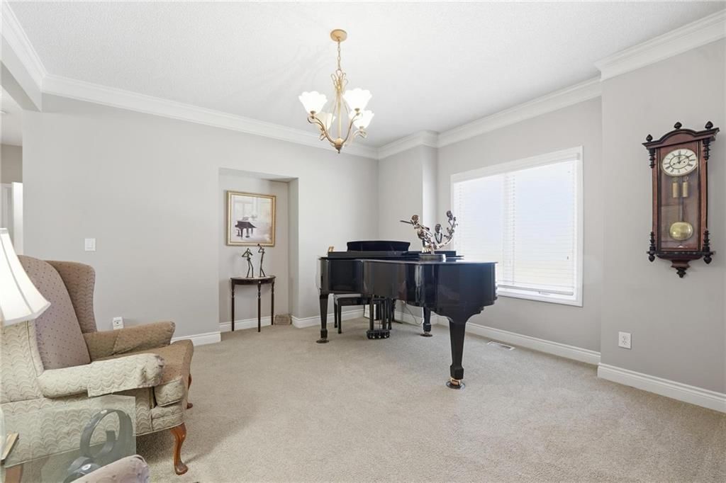 1019 SW Coachlight Court — photo 3