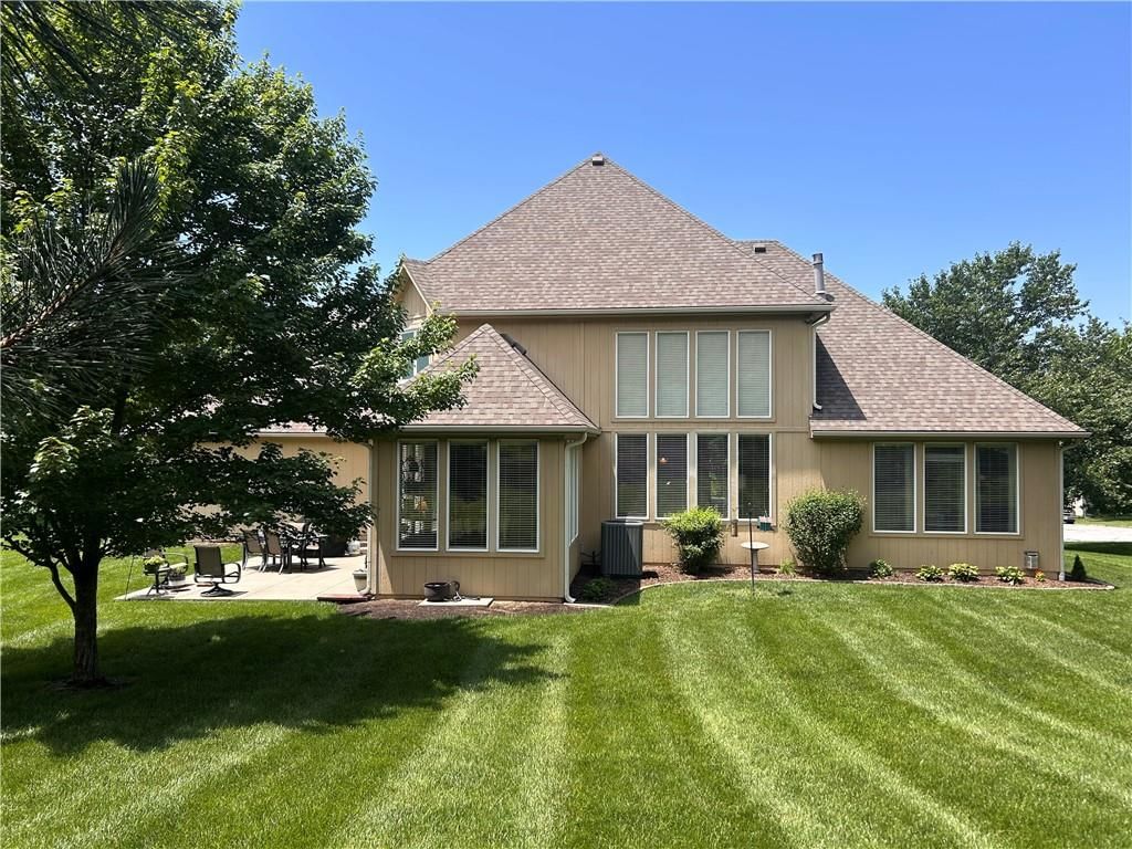 1019 SW Coachlight Court — photo 43