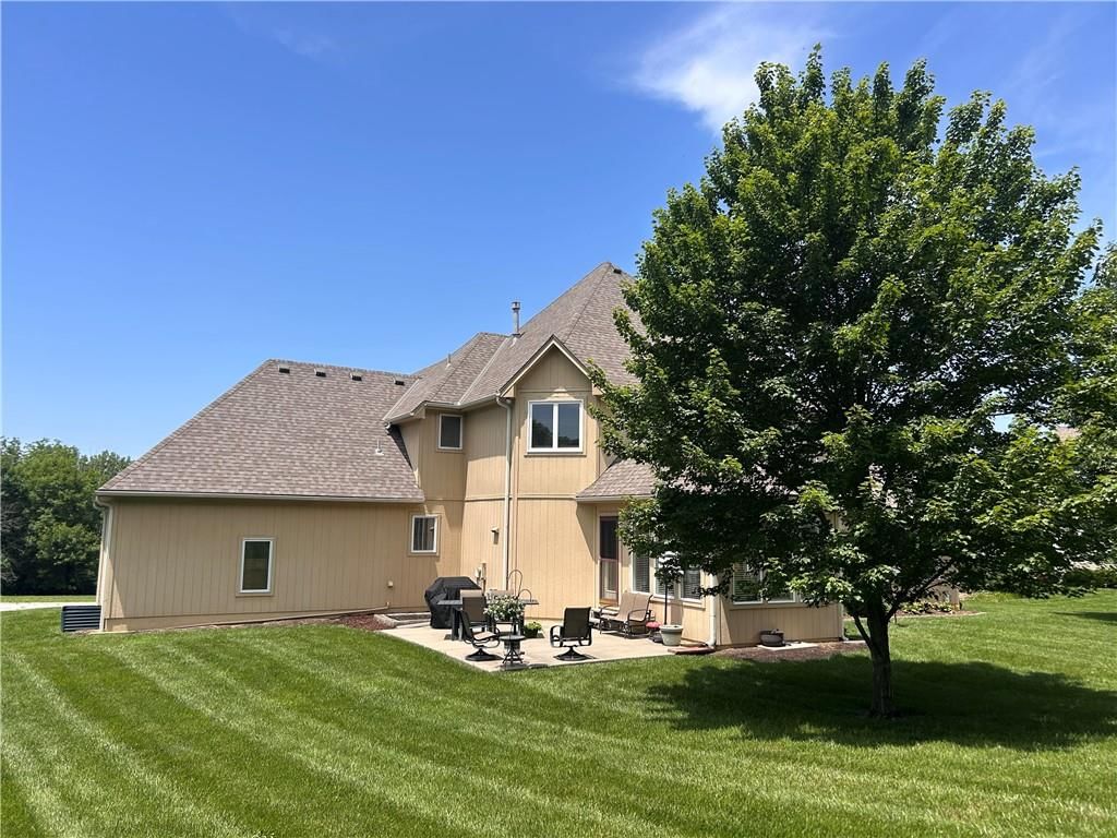 1019 SW Coachlight Court — photo 44