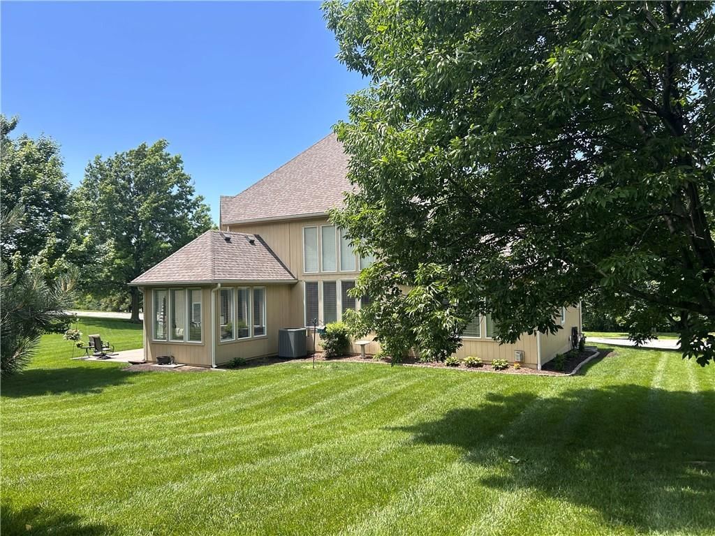 1019 SW Coachlight Court — photo 45