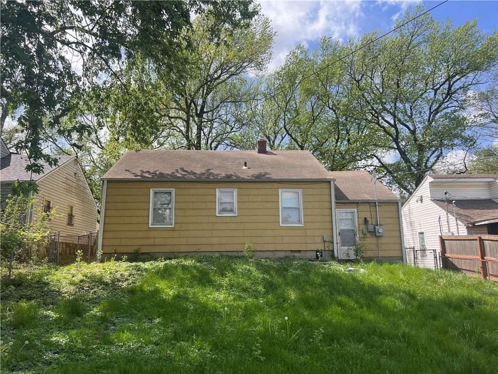 341 N Quincy Avenue — photo 17