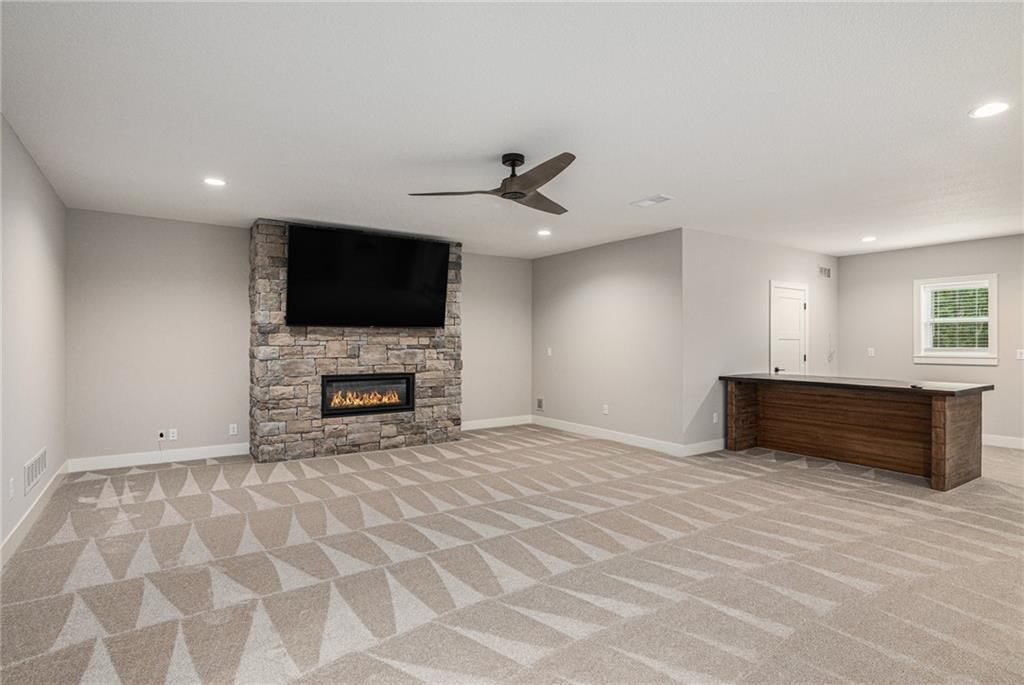 15447 W 168th Place — photo 33