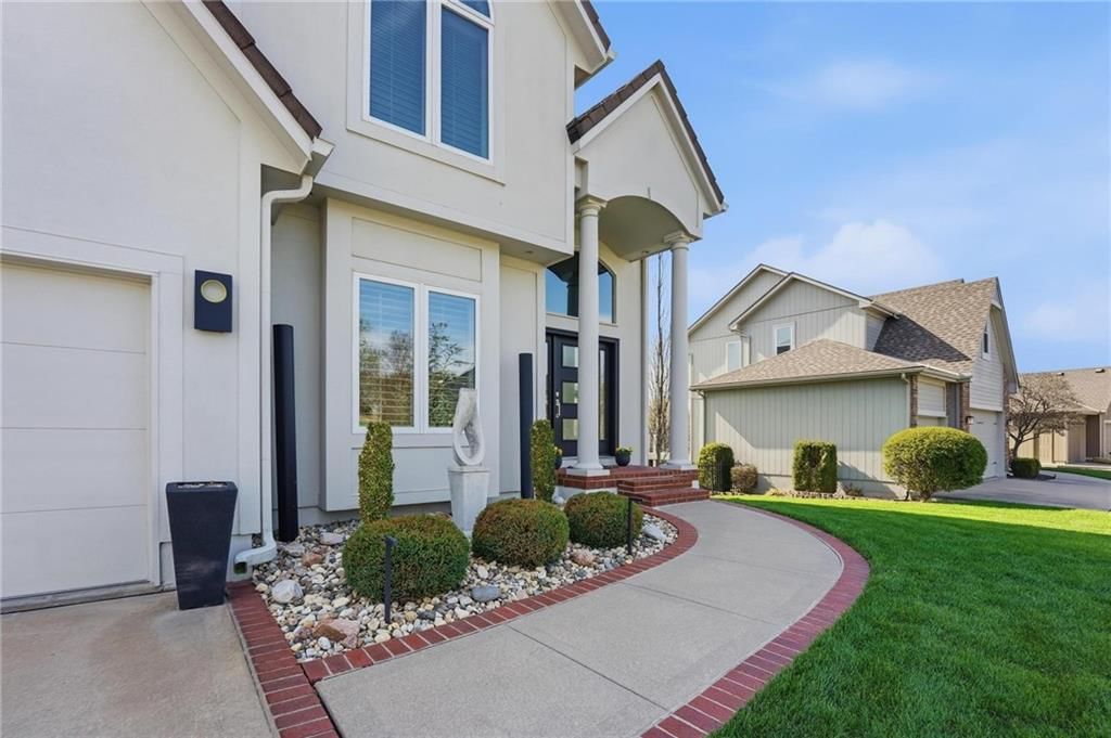 2732 SW Arthur Drive — photo 2