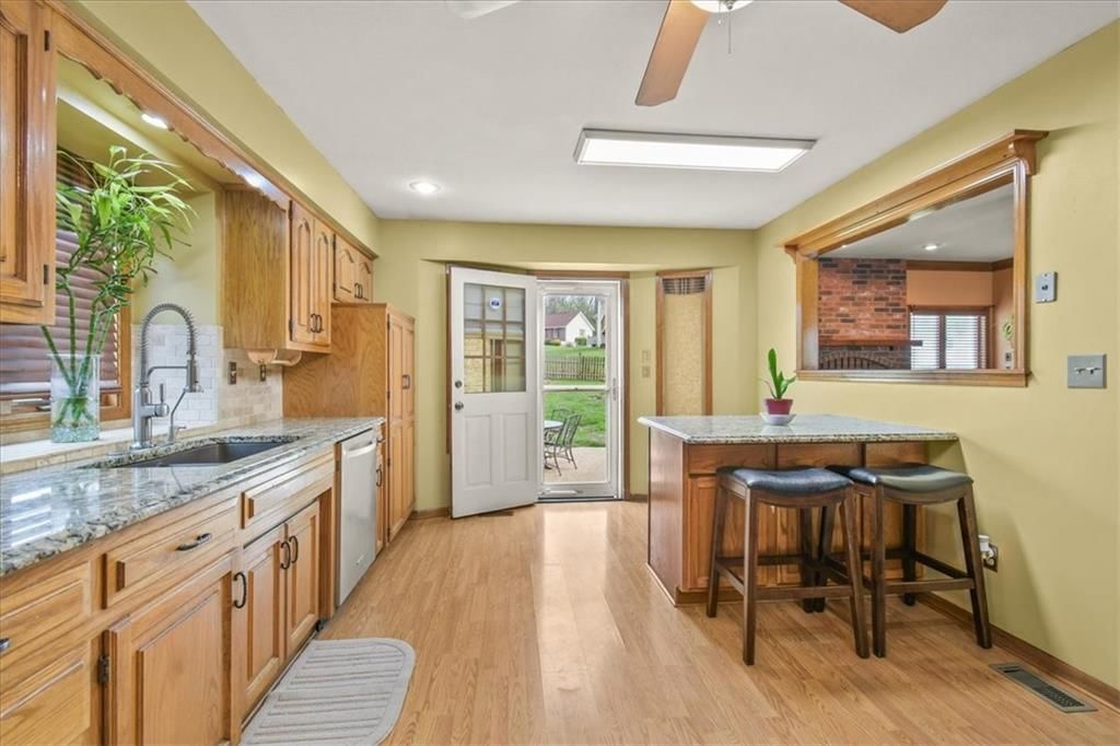 12113 E 77 Terrace — photo 10