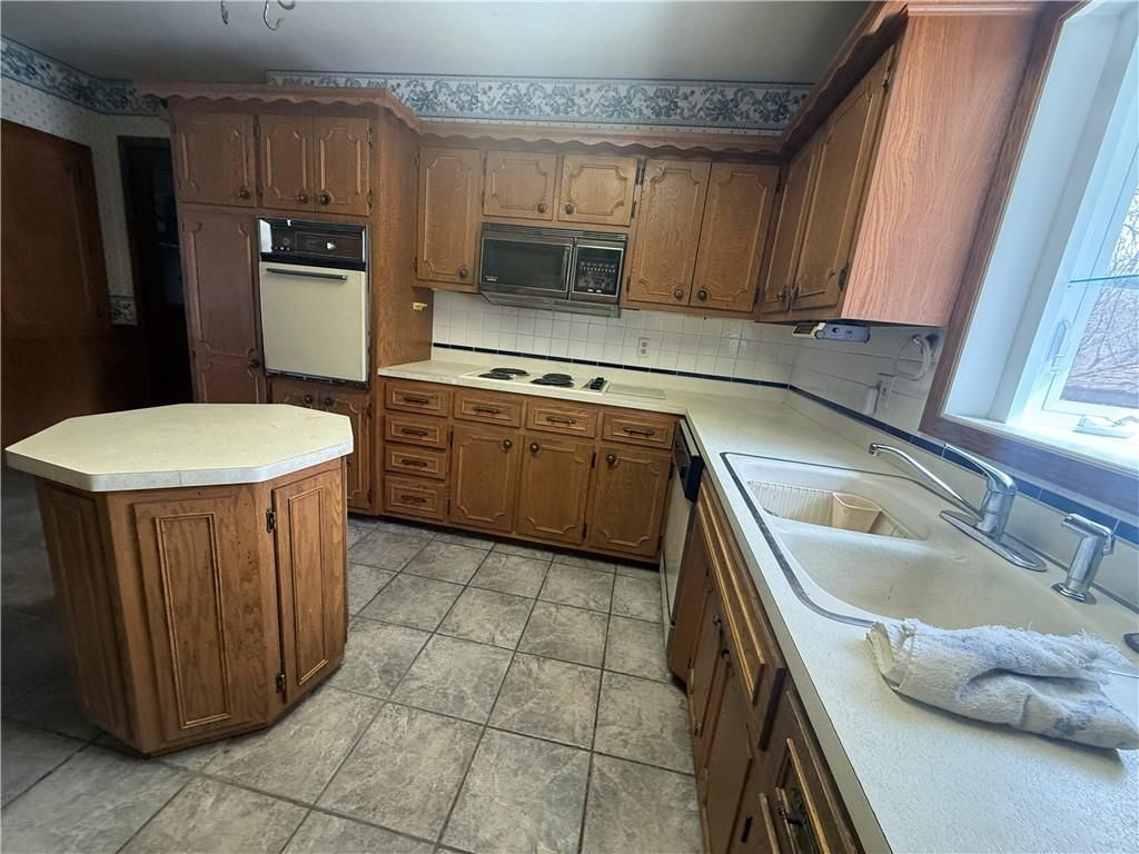 4618 Brookwood Terrace — photo 5