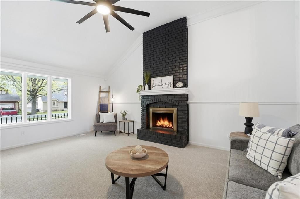 1226 E Jamestown Drive — photo 9