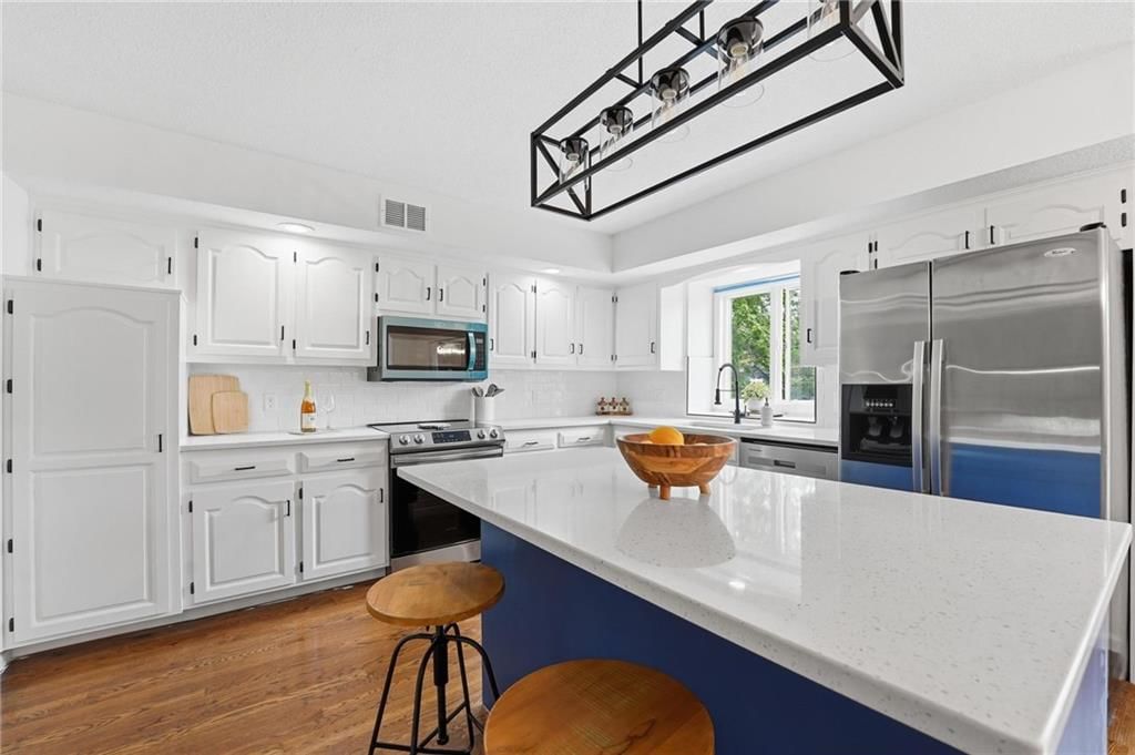 1226 E Jamestown Drive — photo 14