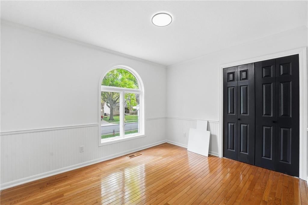 1226 E Jamestown Drive — photo 19