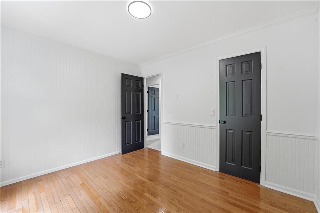 1226 E Jamestown Drive — photo 22
