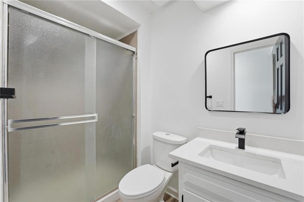 1226 E Jamestown Drive — photo 29