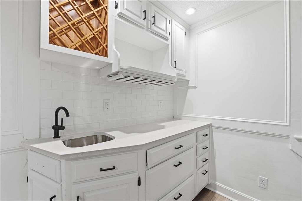 1226 E Jamestown Drive — photo 36