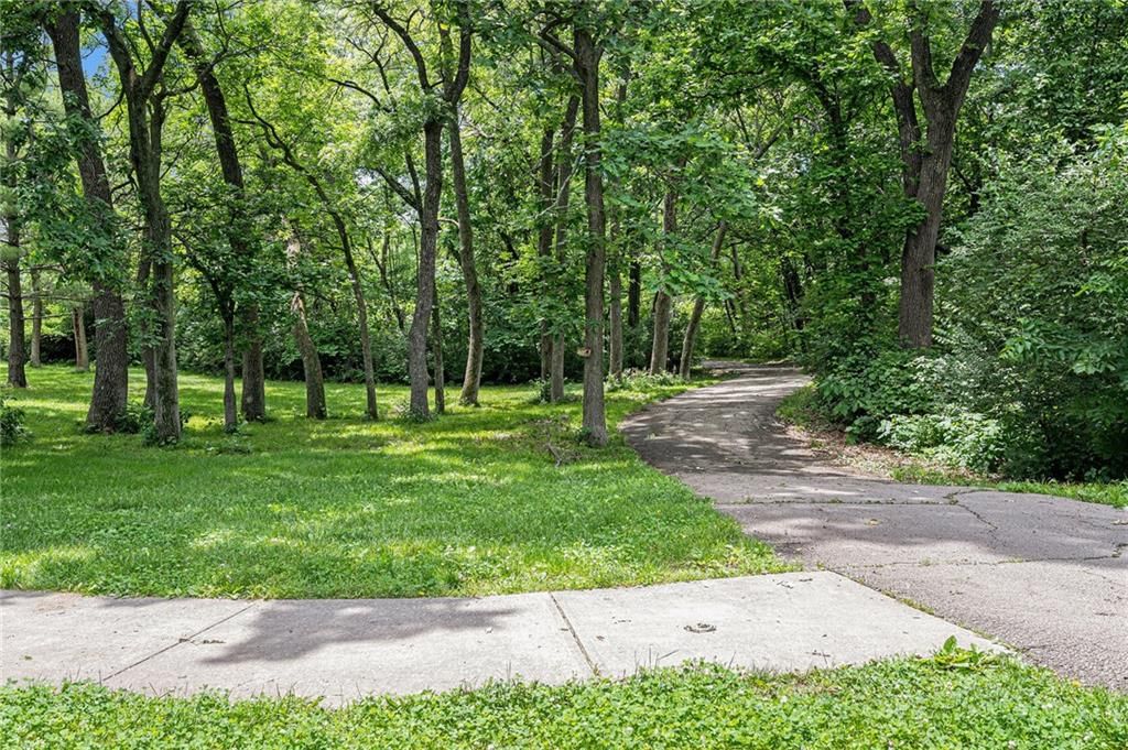 11505 Grant Drive — photo 28