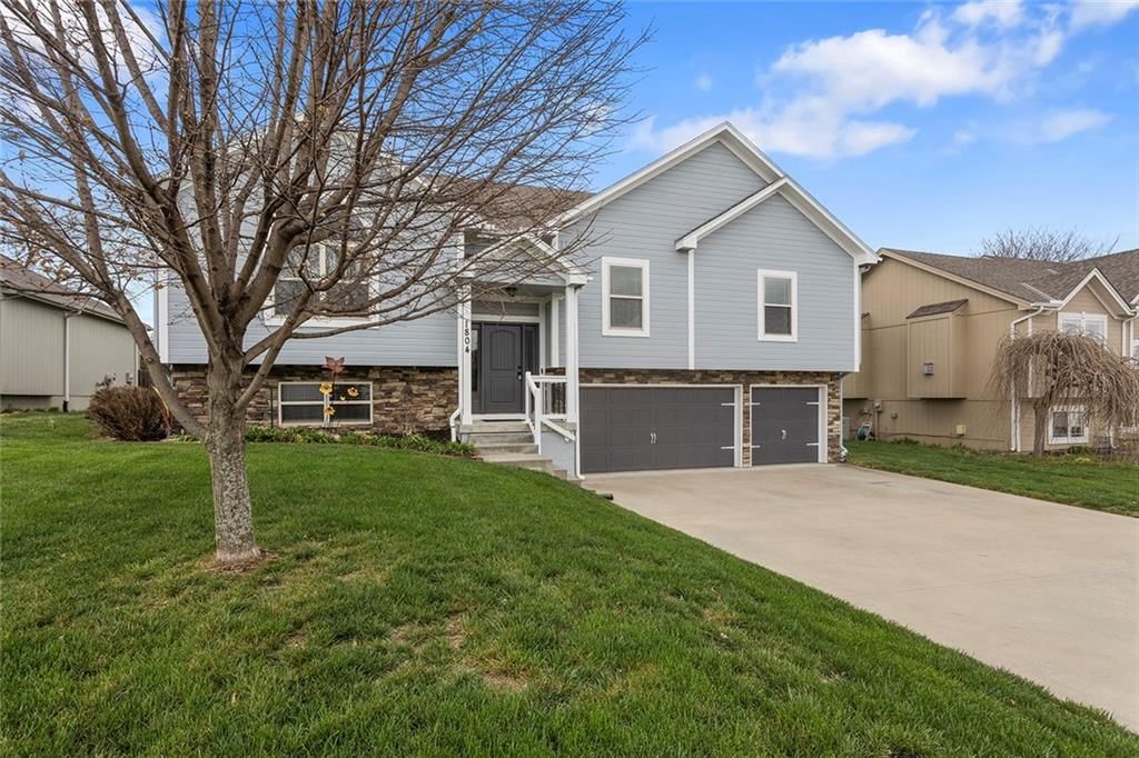 1804 Curtis Drive — photo 2