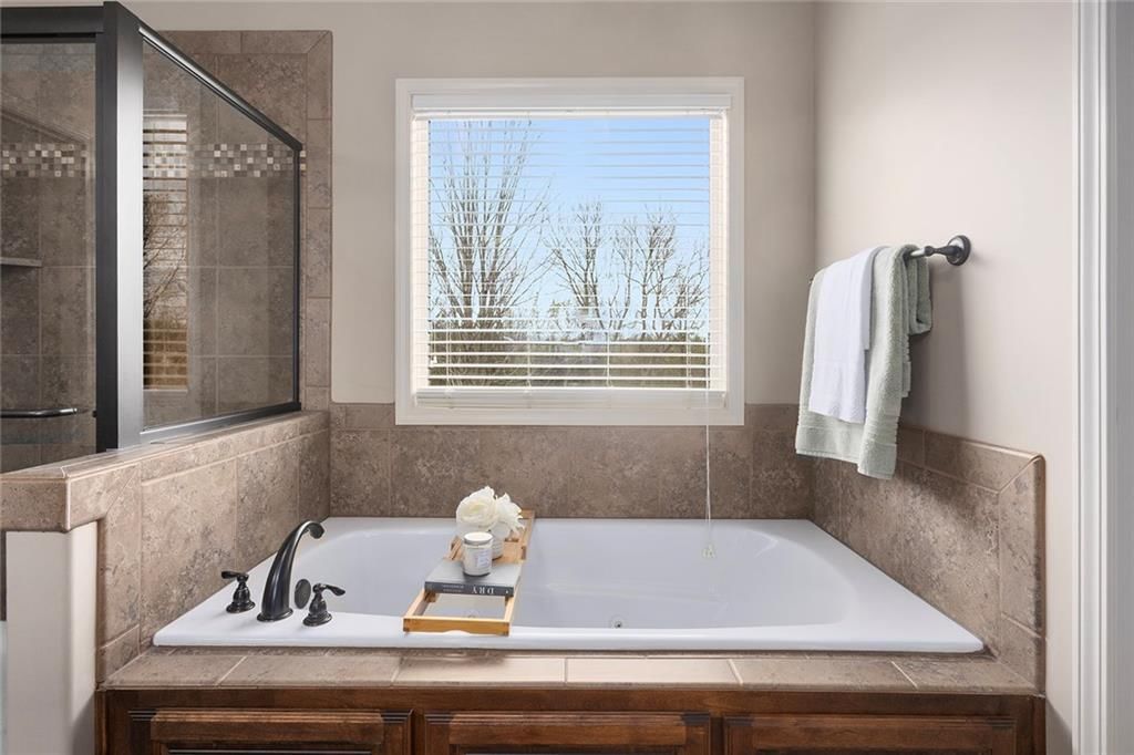 1804 Curtis Drive — photo 19