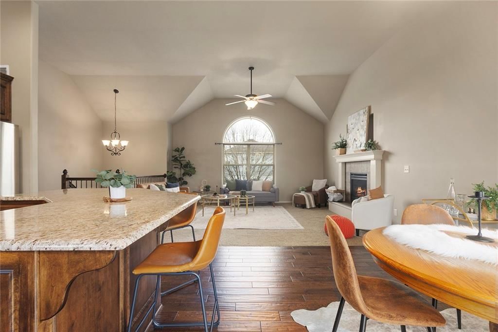 1804 Curtis Drive — photo 26