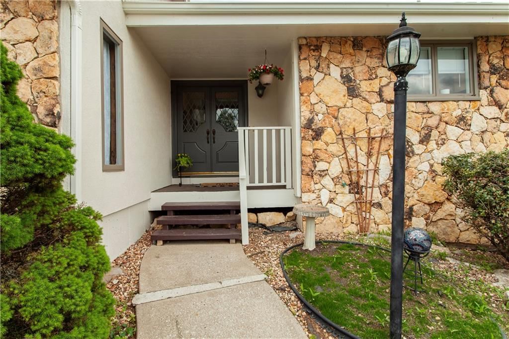 414 NE Point Drive — photo 5