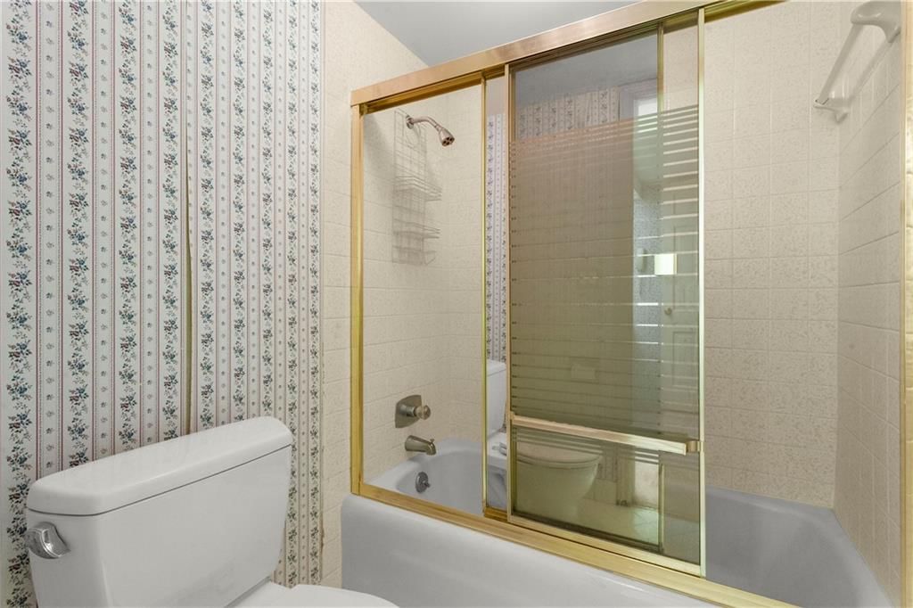 414 NE Point Drive — photo 42