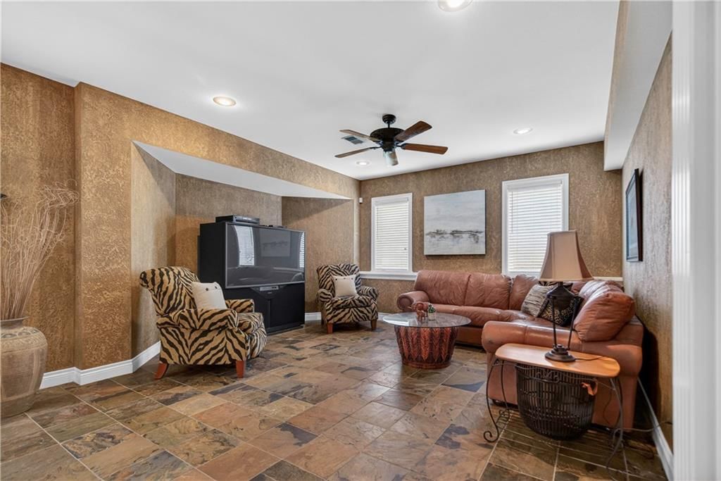 5903 W 145 Terrace — photo 45