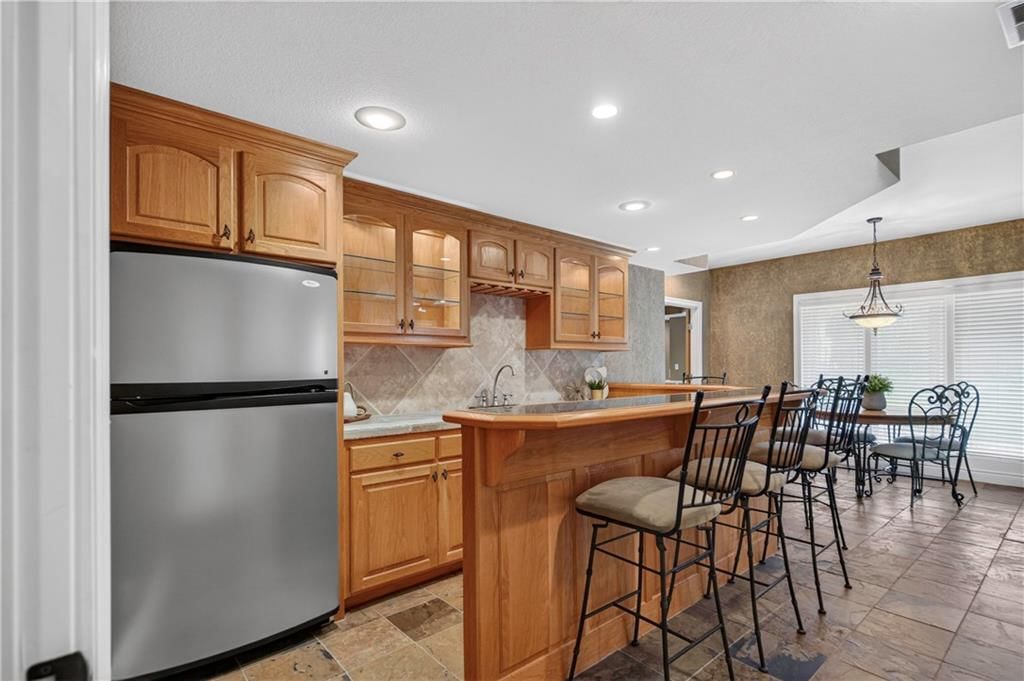 5903 W 145 Terrace — photo 53